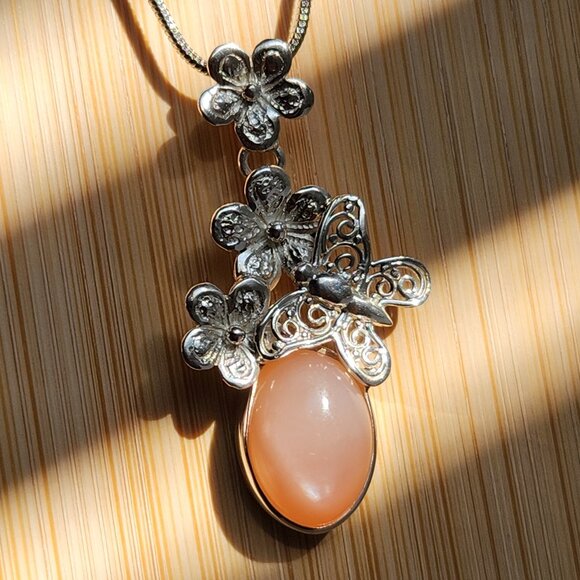 Estate Jewelry - VTG 925 Peach Moonstone Filigree Butterfly Motif Necklace 20" Sterling Chain